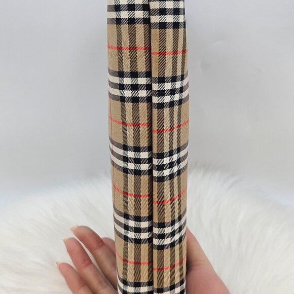 Burberry NovaCheck Cosmetic Clutch - Picture 6 of 14